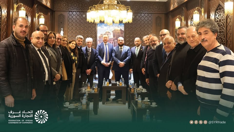 لتقى رئيس اتحاد غرف التجارة السورية السيد علاء عمر العلي في مقر الاتحاد وفداً من المجلس السويسري‑اللبناني