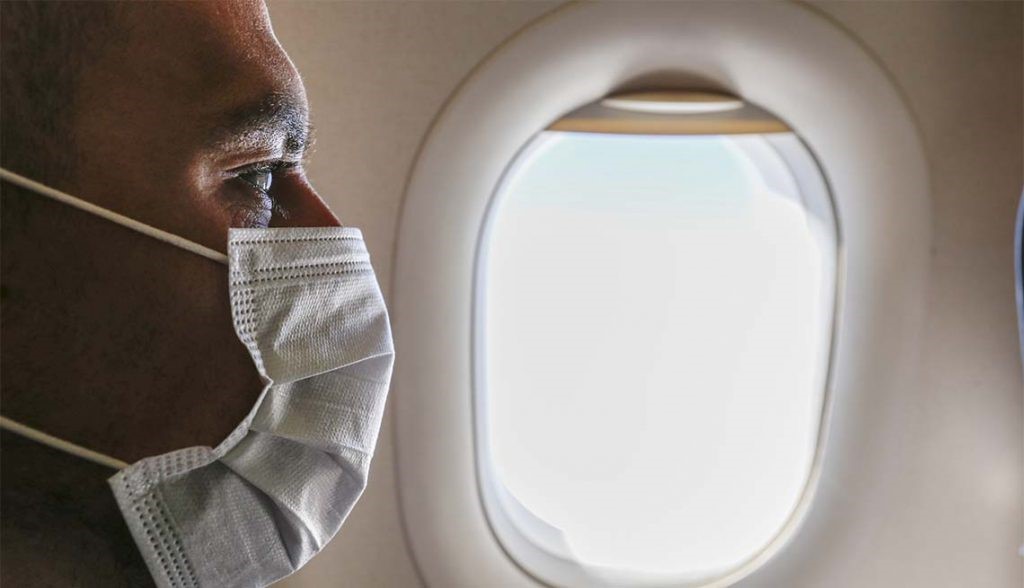 كيف تحمي نفسك من الإصابة بفيروس كورونا على متن الطائرة ؟