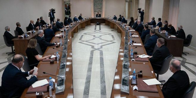 أدى أعضاء الوزارة الجديدة برئاسة المهندس حسين عرنوس اليوم اليمين الدستورية أمام السيد الرئيس بشار الأسد.