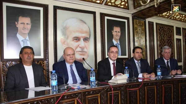 مجلس محافظة دمشق يختتم أعمال دورته الثانية بحضور وزير التجارة الداخلية وحماية المستهلك ومحافظ دمشق