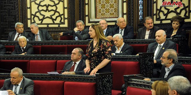 مجلس الشعب يناقش قضايا خدمية ومعيشية.. زيادة رواتب العاملين بالدولة وتخفيض أسعار السلع
