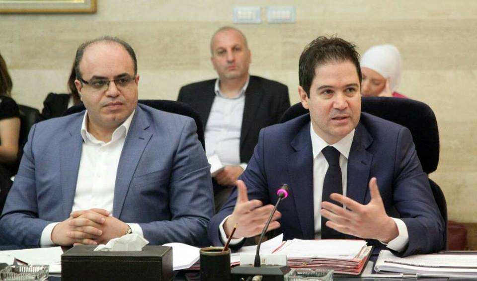 المهندس عماد خميس رئيس مجلس الوزراء يناقش ما تم انجازه من خطة عمل وزارة السياحة ورؤيتها المستقبلية للنهوض بهذا القطاع 