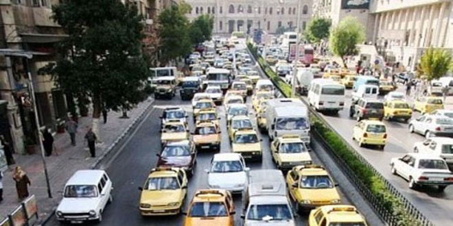 النقل تبدأ العمل بالبرنامج الالكتروني الخاص بالآليات الحكومية